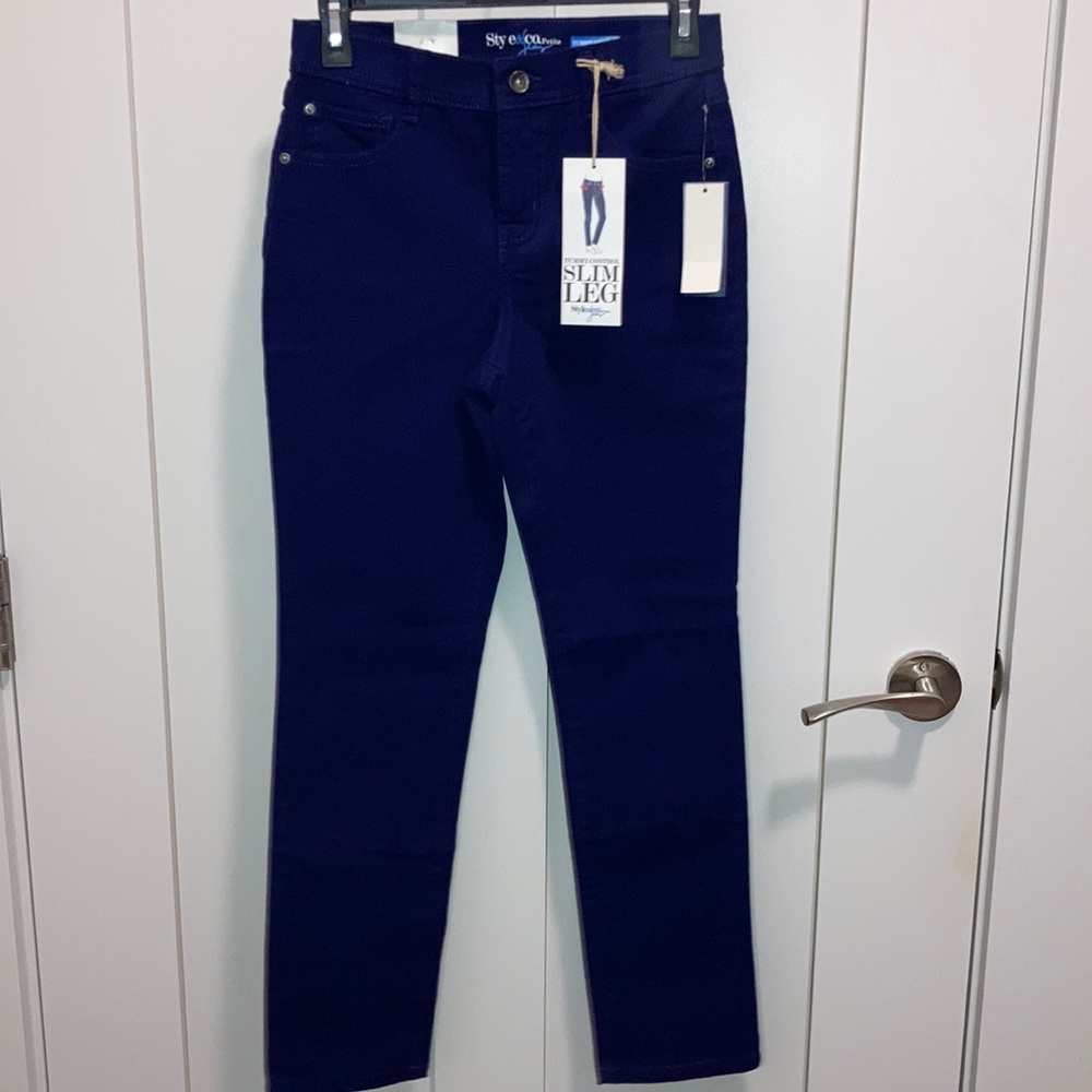Women’s NWT petite jeans. Style & Co.